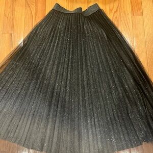 Elegant Black Pleated Skirt